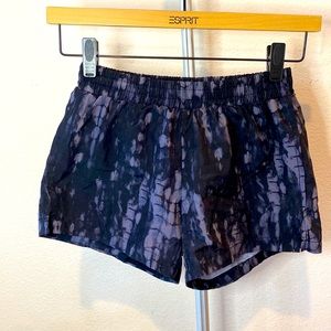 girls running shorts (old navy), size L (10-12)